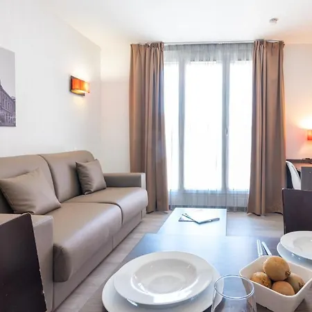 Zenitude & Residences Centre 3* Nimes