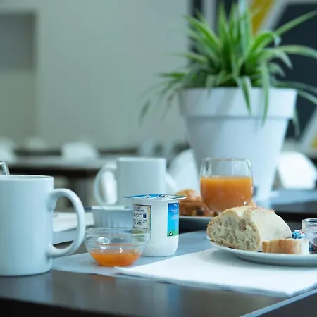 Zenitude & Residences Centre 3*